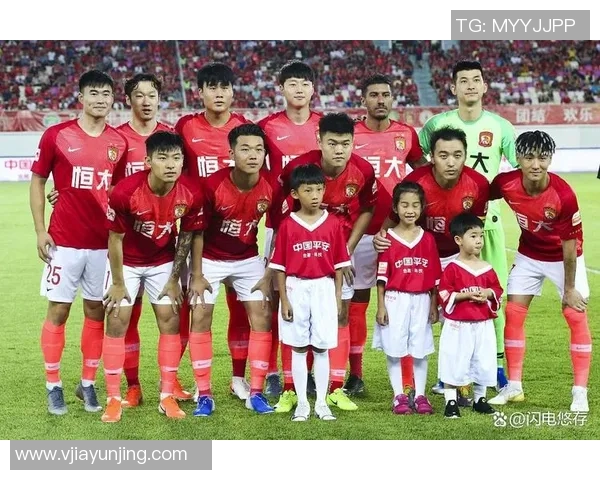 上海引进足球明星野兽助力球队提升实力引发球迷热议 上海引进足球明星野兽助力球队提升实力引发球迷热议